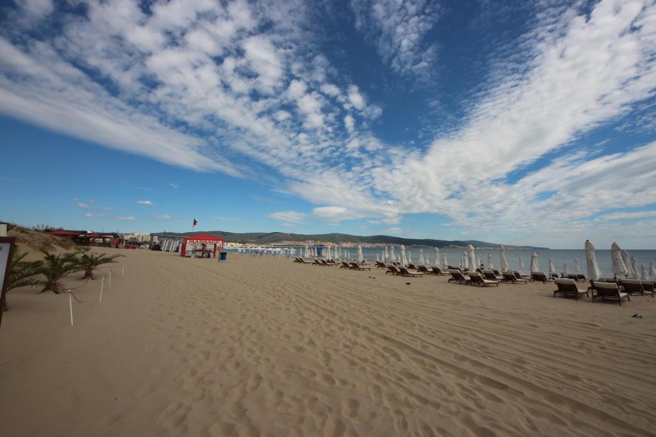 Menada Dawn Park Apartment Sunny Beach Exterior photo