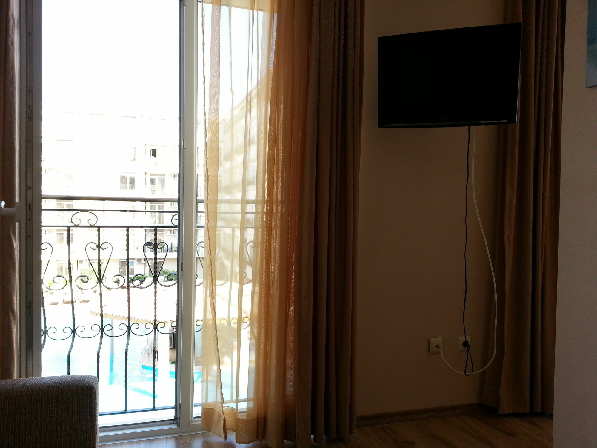 Menada Dawn Park Apartment Sunny Beach Exterior photo